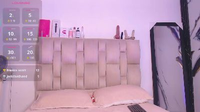 esmeralda_bk live cam on Cam4