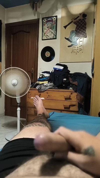 esteban2385 live cam on Cam4