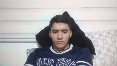 estebitan243 live cam on Cam4
