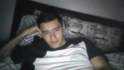 estebitan243 live cam on Cam4
