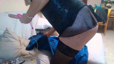 estefanitv1 live cam on Cam4