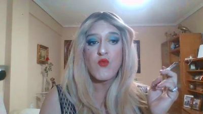 estefanitv1 live cam on Cam4