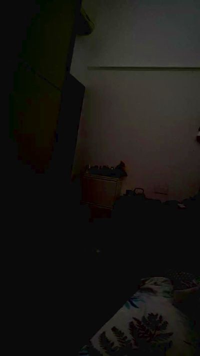 ester1990_sexy live cam on Cam4