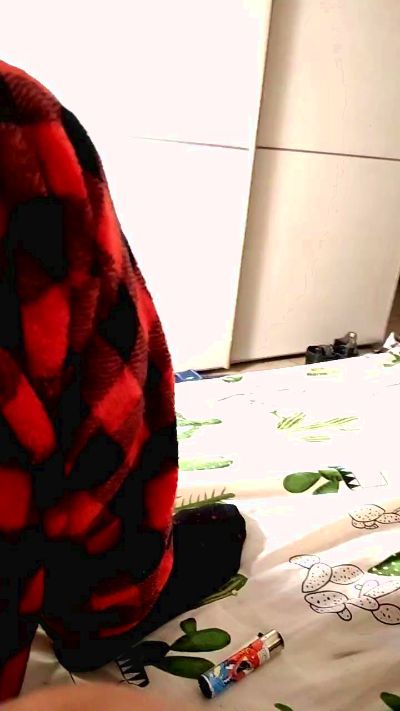 ester1990_sexy live cam on Cam4