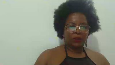 estrell902 live cam on Cam4