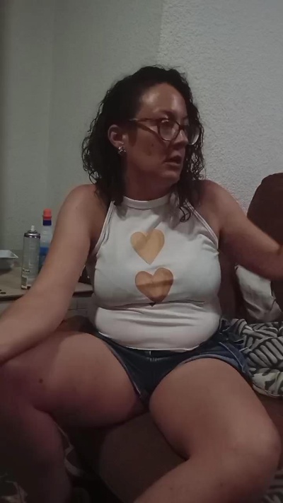 estrella232 live cam on Cam4