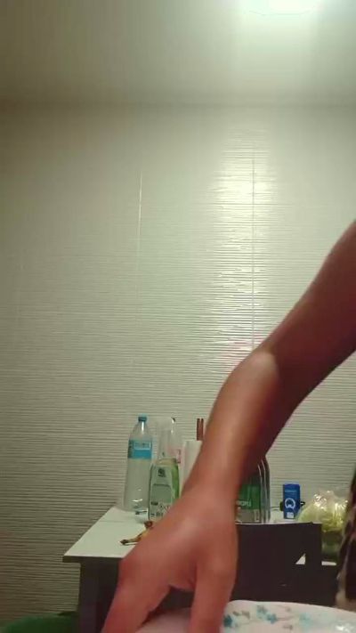 estrella232 live cam on Cam4
