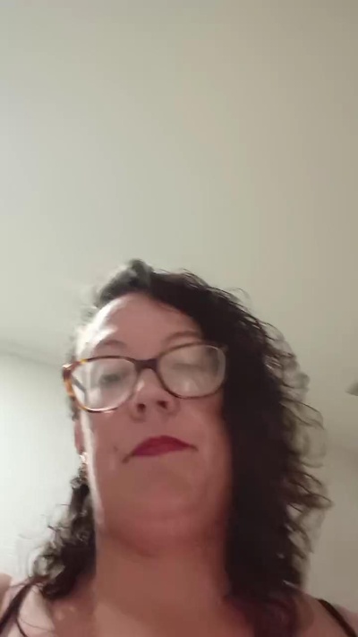 estrella232 live cam on Cam4