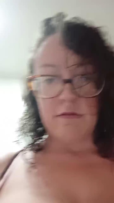 estrella232 live cam on Cam4