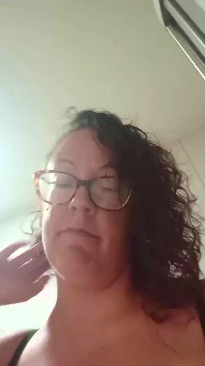 estrella232 live cam on Cam4