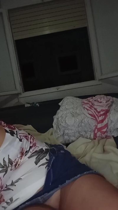 estrella232 live cam on Cam4