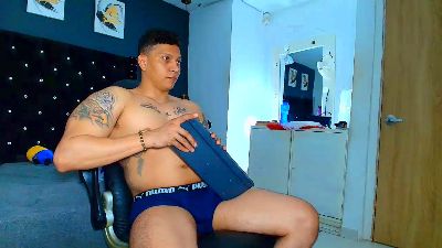 ethan_dalton_22 live cam on Cam4