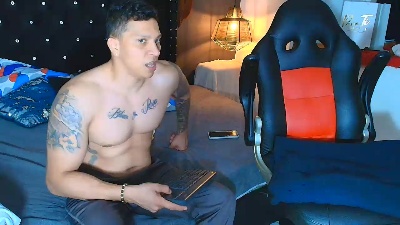 ethan_dalton_22 live cam on Cam4