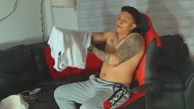 ethan_dalton_22 live cam on Cam4
