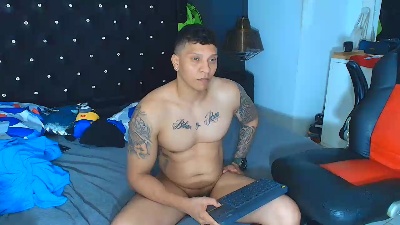 ethan_dalton_22 live cam on Cam4