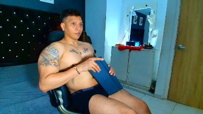 ethan_dalton_22 live cam on Cam4