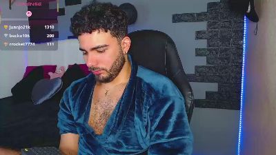 ethanhairy live cam on Cam4