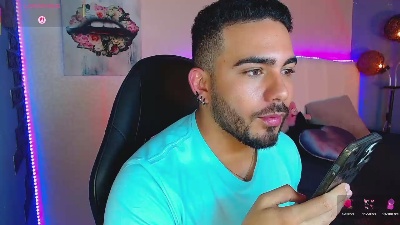 ethanhairy live cam on Cam4