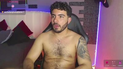 ethanhairy live cam on Cam4
