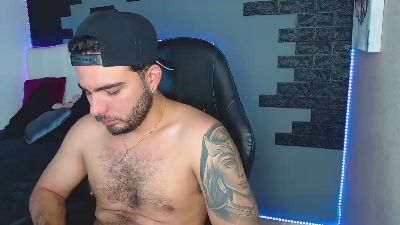 ethanhairy live cam on Cam4