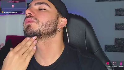 ethanhairy live cam on Cam4