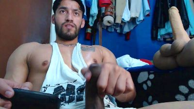 ethansteban27 live cam on Cam4