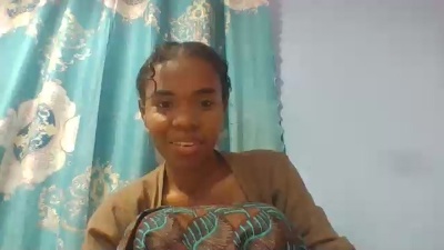 eulali1 live cam on Cam4