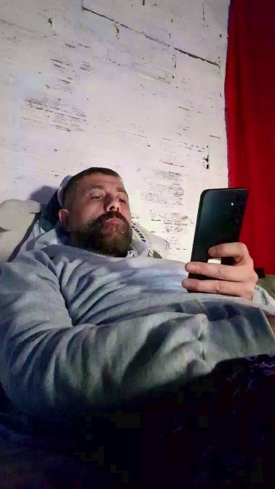 euleandro_ live cam on Cam4