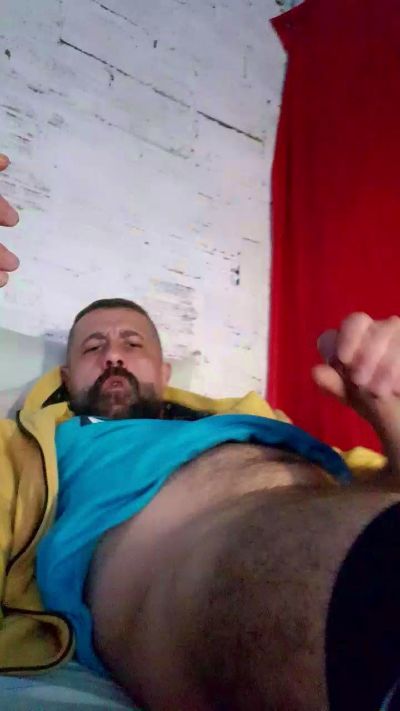 euleandro_ live cam on Cam4