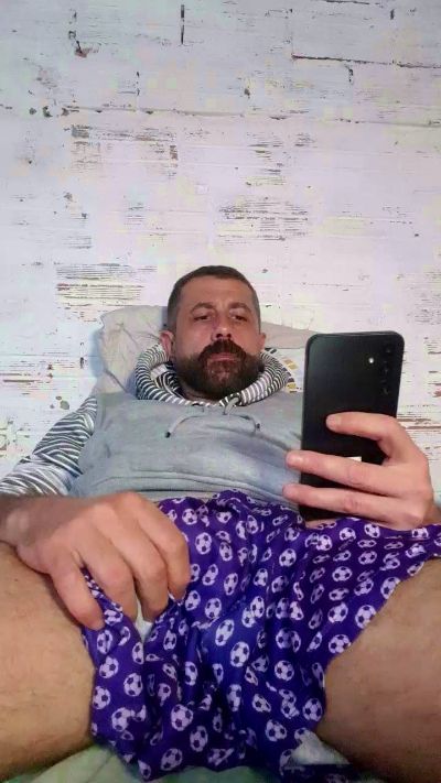 euleandro_ live cam on Cam4