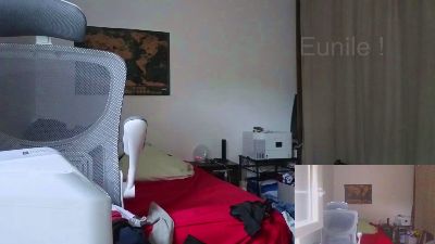 eunile live cam on Cam4