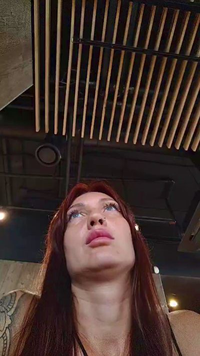 eva_blond_hot live cam on Cam4