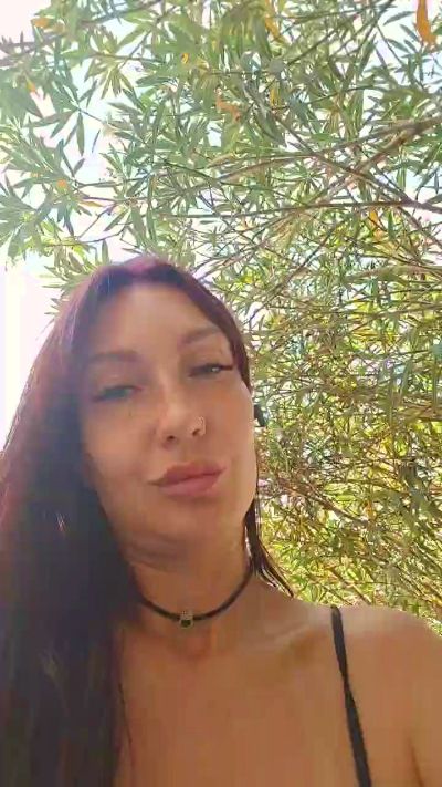 eva_blond_hot live cam on Cam4