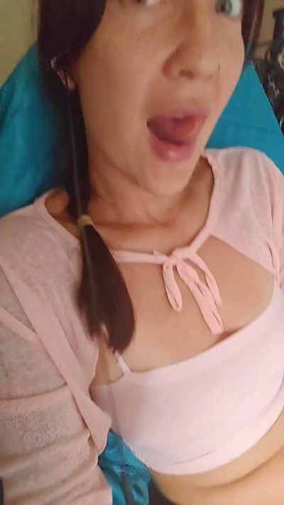 eva_blond_hot live cam on Cam4