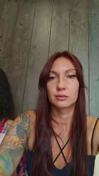 eva_blond_hot live cam on Cam4