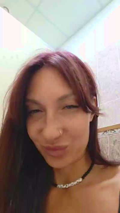 eva_blond_hot live cam on Cam4