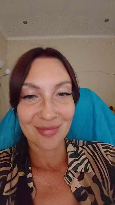 eva_blond_hot live cam on Cam4