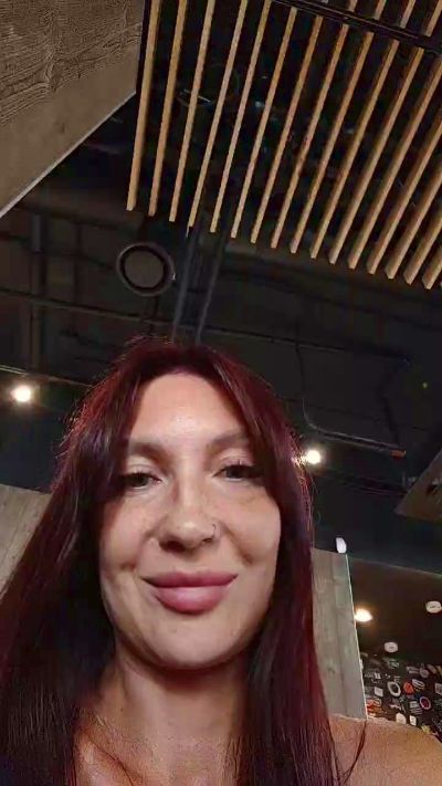 eva_blond_hot live cam on Cam4