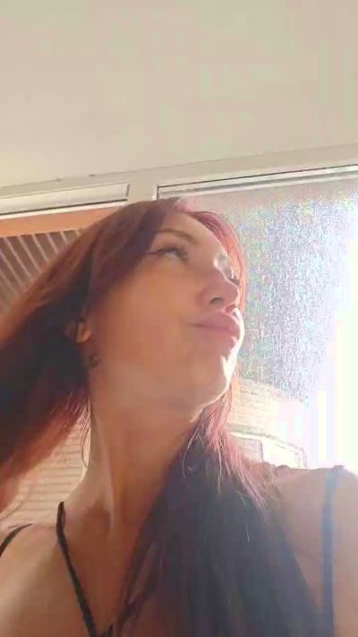 eva_blond_hot live cam on Cam4