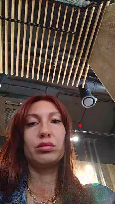 eva_blond_hot live cam on Cam4