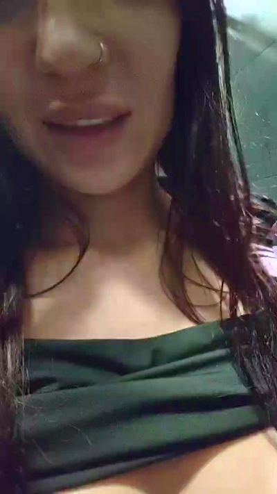eva_blond_hot live cam on Cam4