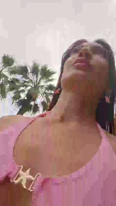 eva_blond_hot live cam on Cam4