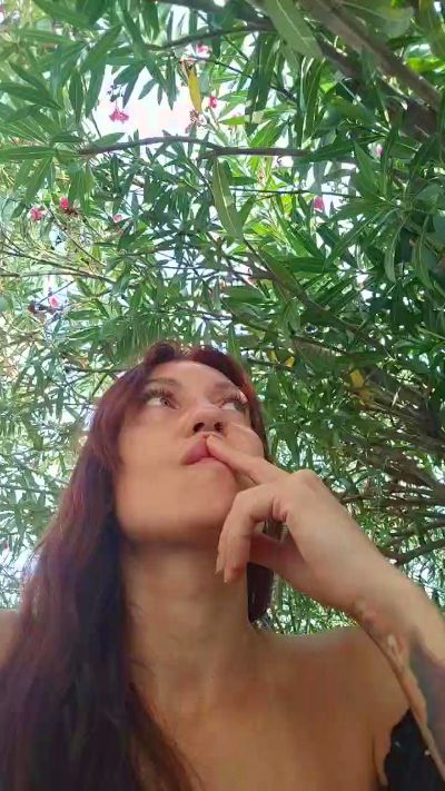 eva_blond_hot live cam on Cam4