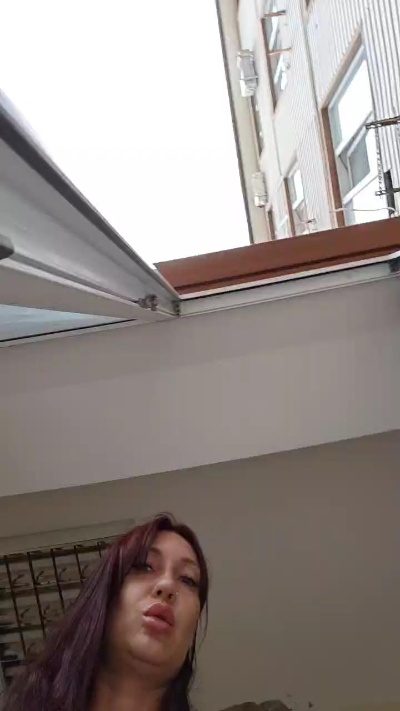 eva_blond_hot live cam on Cam4