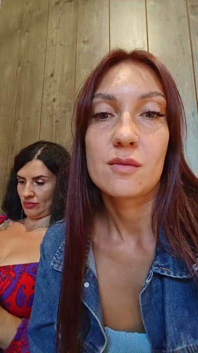 eva_blond_hot live cam on Cam4