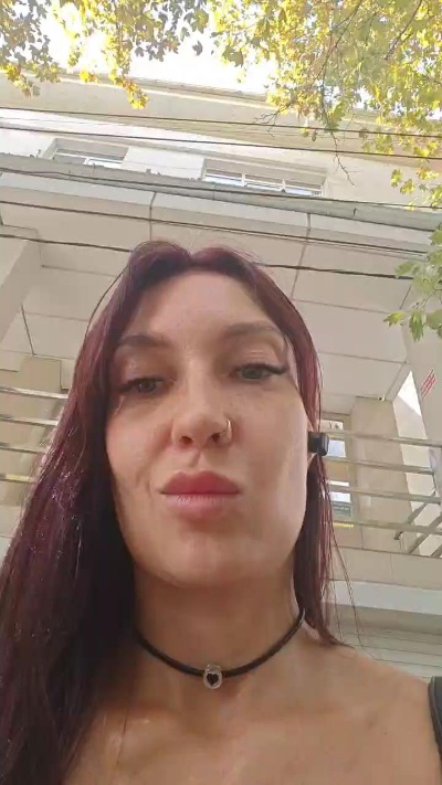 eva_blond_hot live cam on Cam4