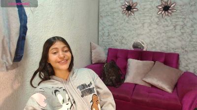 evagirl69 live cam on Cam4