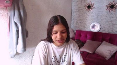 evagirl69 live cam on Cam4