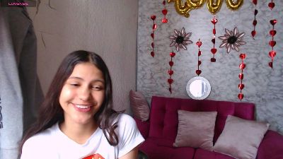 evagirl69 live cam on Cam4