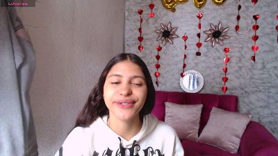 evagirl69 live cam on Cam4